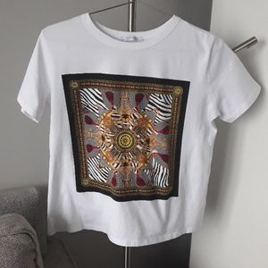 Zara Tops - Zara White T - Bandana Graphic Zara Tops - Zara White T - Bandana Graphic